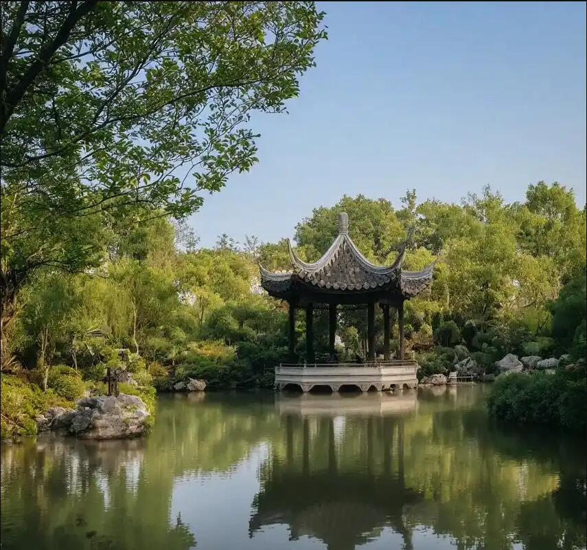 临沧临翔怜蕾餐饮有限公司